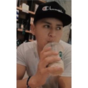 Meet your Posher, Axel